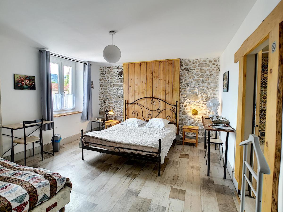 Maison De Ville Au Pied De La Montagne Noire Мазаме Экстерьер фото